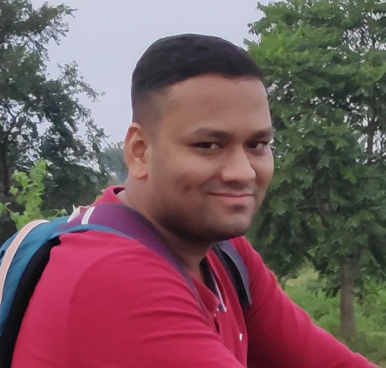 Navigation bar avatar